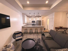 LUX House 2 Bedrooms 2 Bathroom
